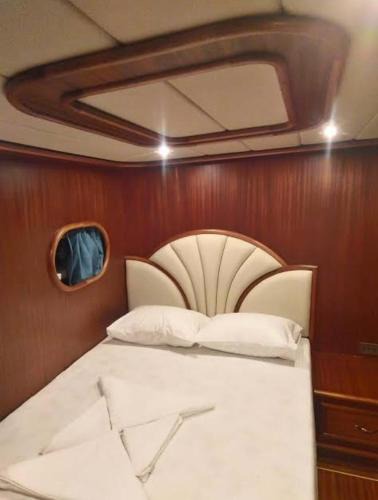 Bakırkoy Boat Rental | Hans Beys yatch