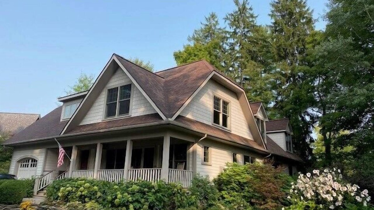 Chautauqua House | Hanson House: Exceptional, one-of-a-kind property with soaring vaulted ceilings and lovely porches!