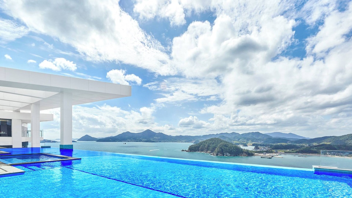 Jangmok-myeon Resort | Hanwha Resort Geoje Belvedere