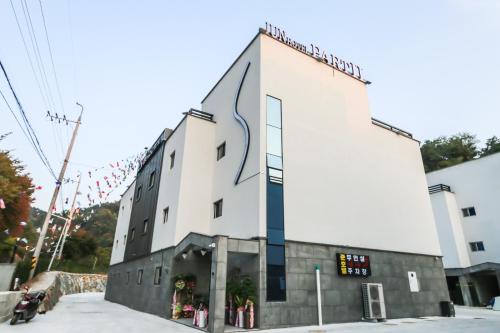 Kangga House | Hapcheon Joon Hotel