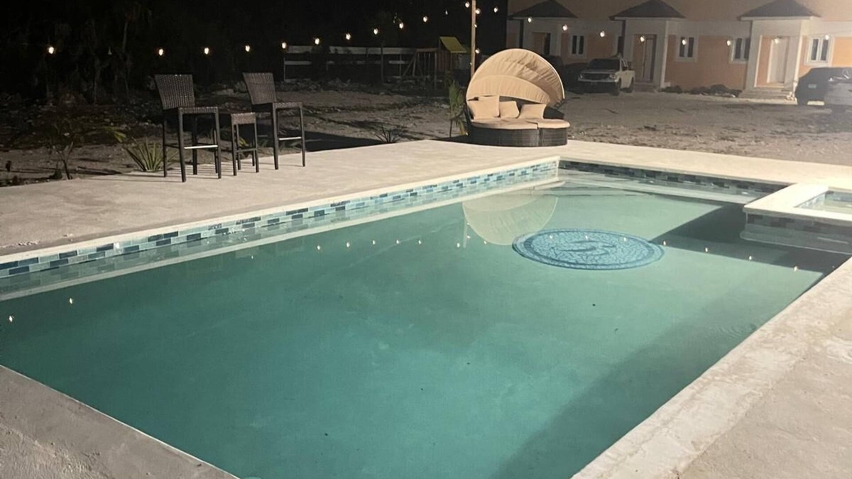 Coral Harbour Condo | Hapiness Falls at Gippy's Ranch Nassau, Bahamas. 2 Bed 2.5 Bath Condo