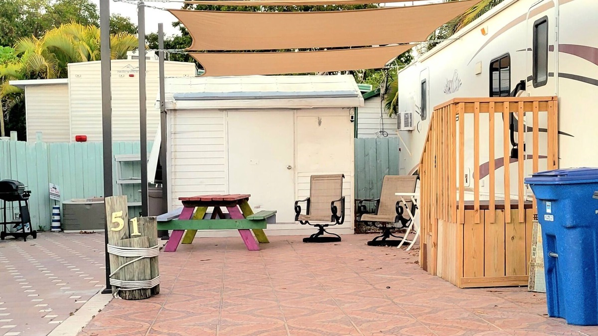 Key Largo RV Rental | Happy Camper's Tropical Oasis