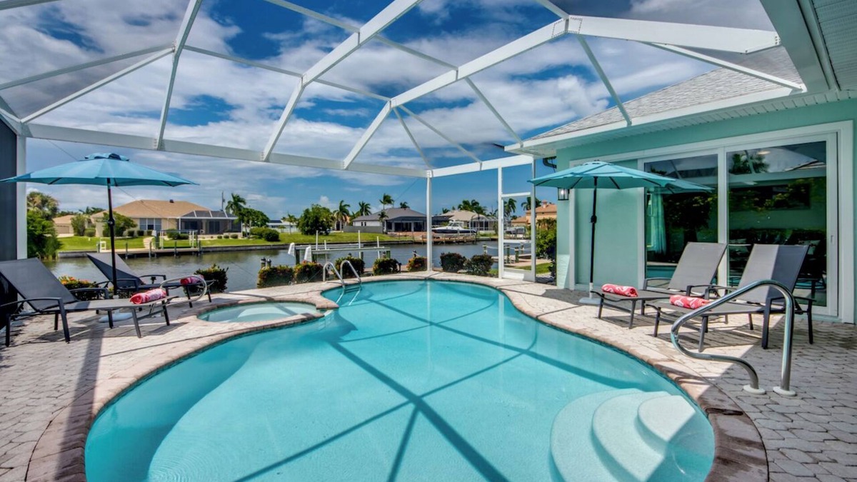 Pelican House | Happy Cape 8 - Villa with direct Gulf Access