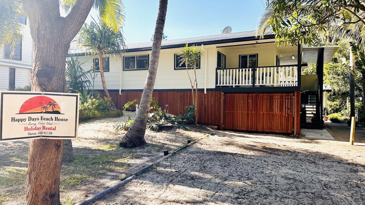 Eurong House | Happy Days Beach House - Fraser Island