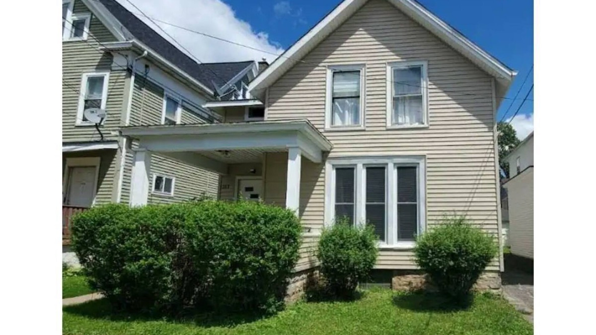 Lockport Apartment | HAPPY HOME LOCKPORT #2 - 30 min to Niagara Falls!