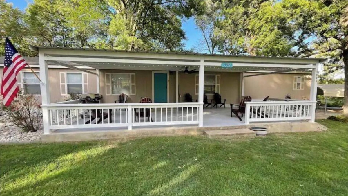 Kingston House | Happy Place in Buncombe - 1 mile to Lake Texoma