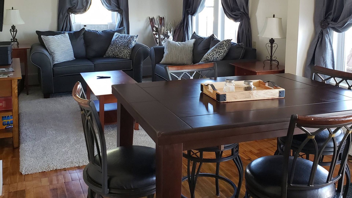 Berlin Apartment | Happy Trails Berlin Base Camp