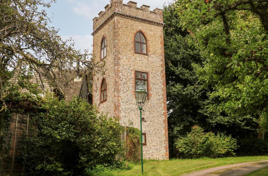 Waterlooville House | Hapton Folly