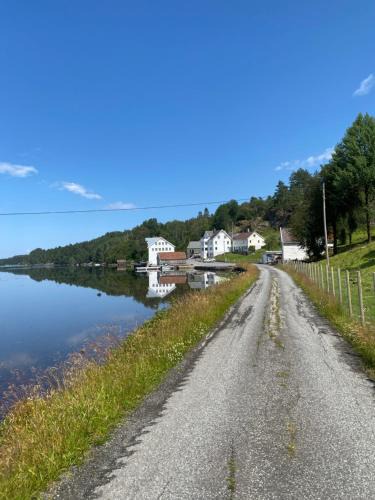 Skjold House | Haraldseidvågen gjestgjevarstad