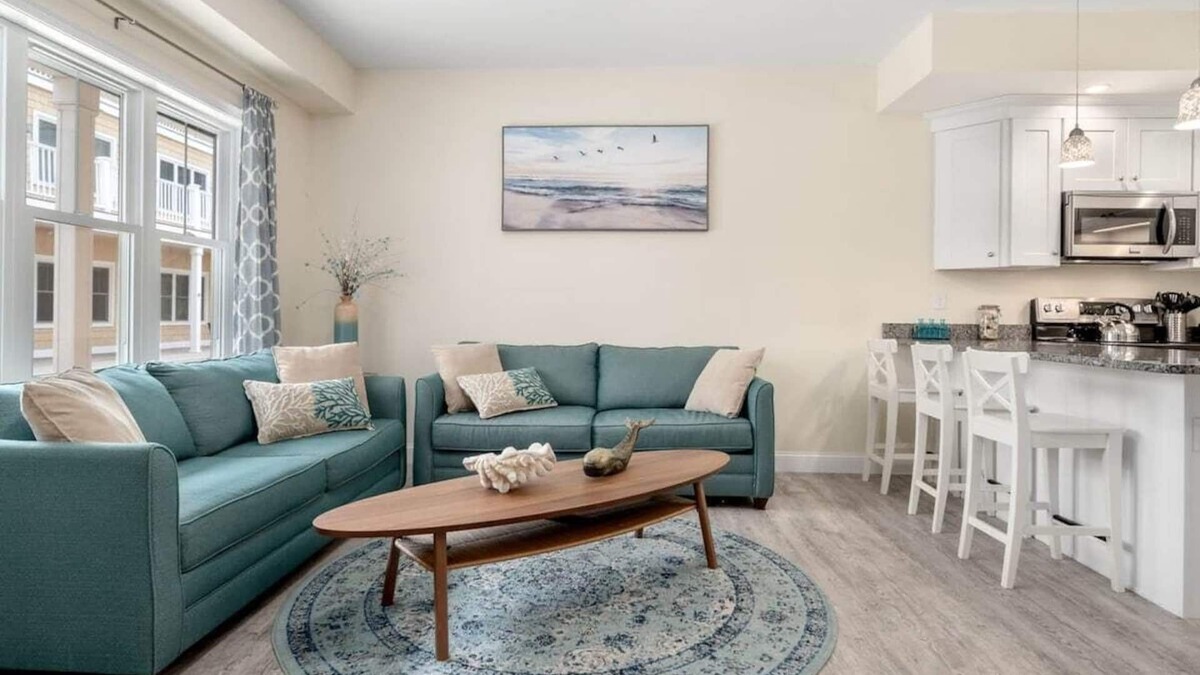 Hampton Condo | Harbor Haven | Walk to Beach | A/C | 1 Level