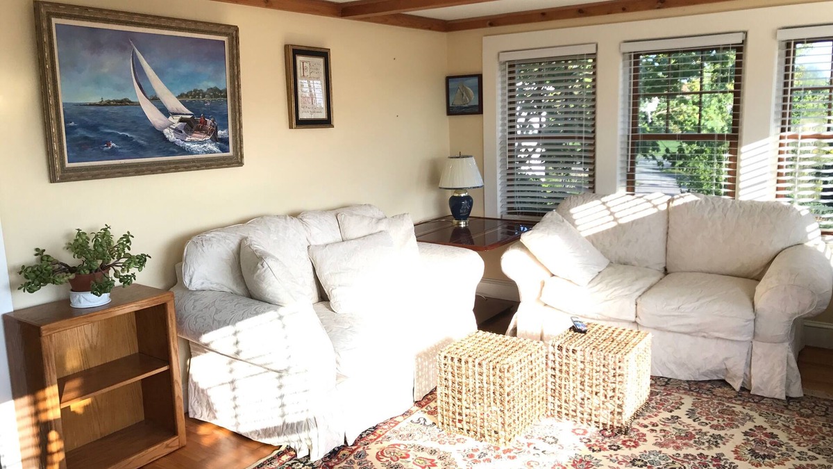 Marion Center Apartment | HARBOR VIEW CARRIAGE HOUSE