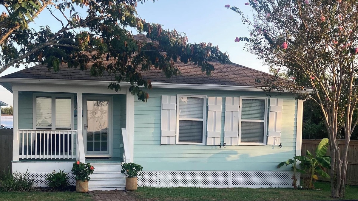 Pass Christian Cottage | Harbor View Cottages-Overlooking Historic Harbor and Beach