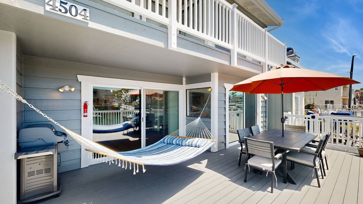 Channel Islands House | Harborside home in Oxnard with short walk to beach - bring your boat