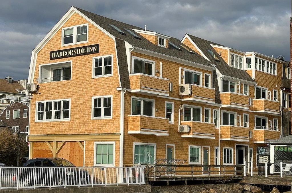 Yachting Village Hotel | Harborside Inn