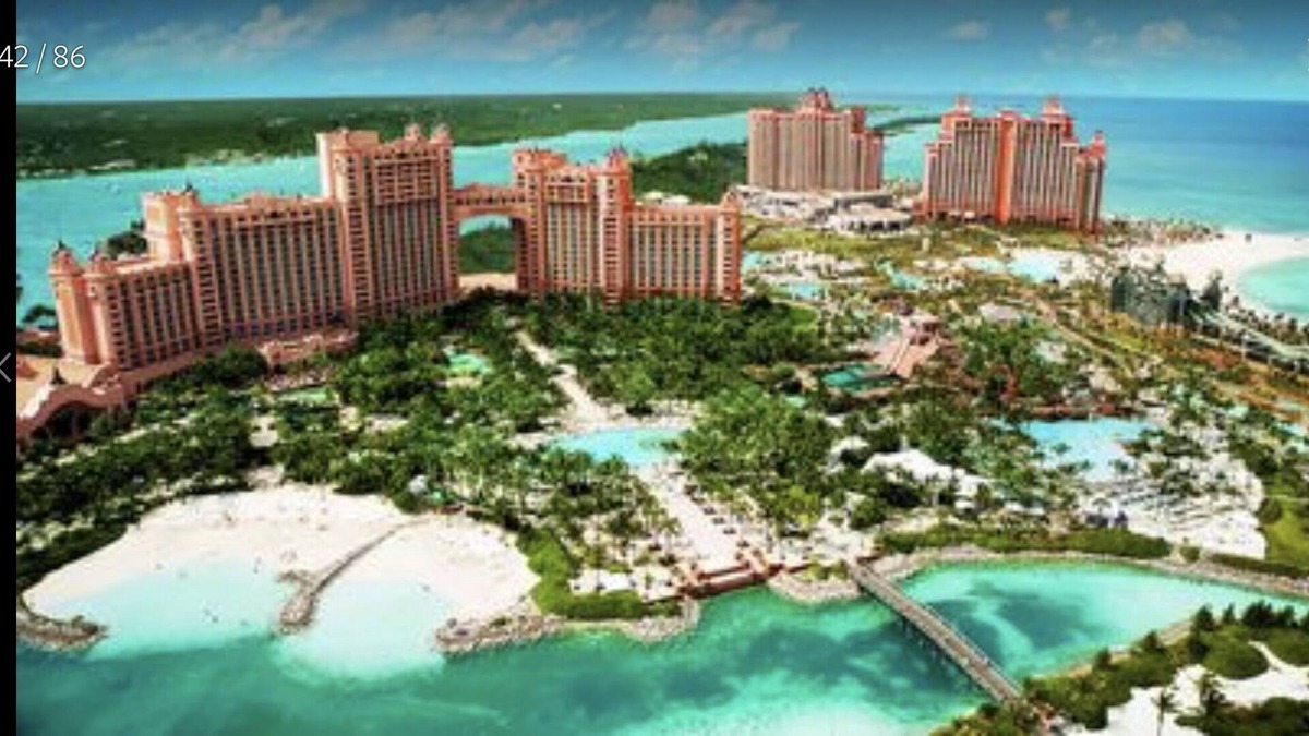 Adelaide Resort | Harborside Resort at Atlantis