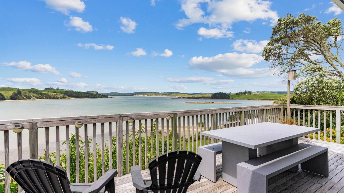 Pahi House | Harbour Escape - Paparoa Holiday Home