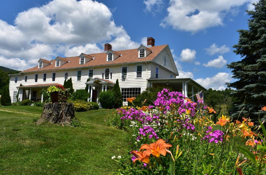 Cheshire Bed & Breakfast | Harbour House Inn B&B