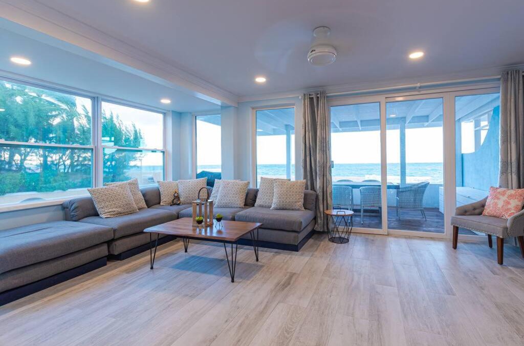 Nassau House | Harbour Mews - Oceanfront Townhouse