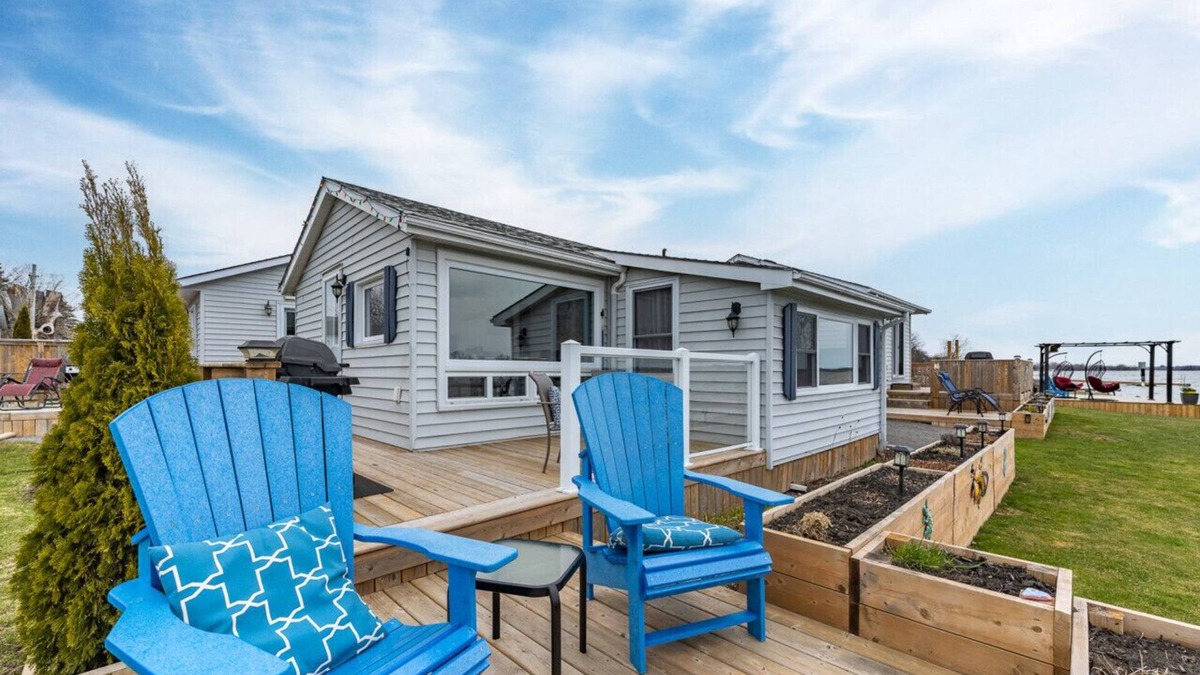 Wellington House | Harbour View Cottage at The Birch