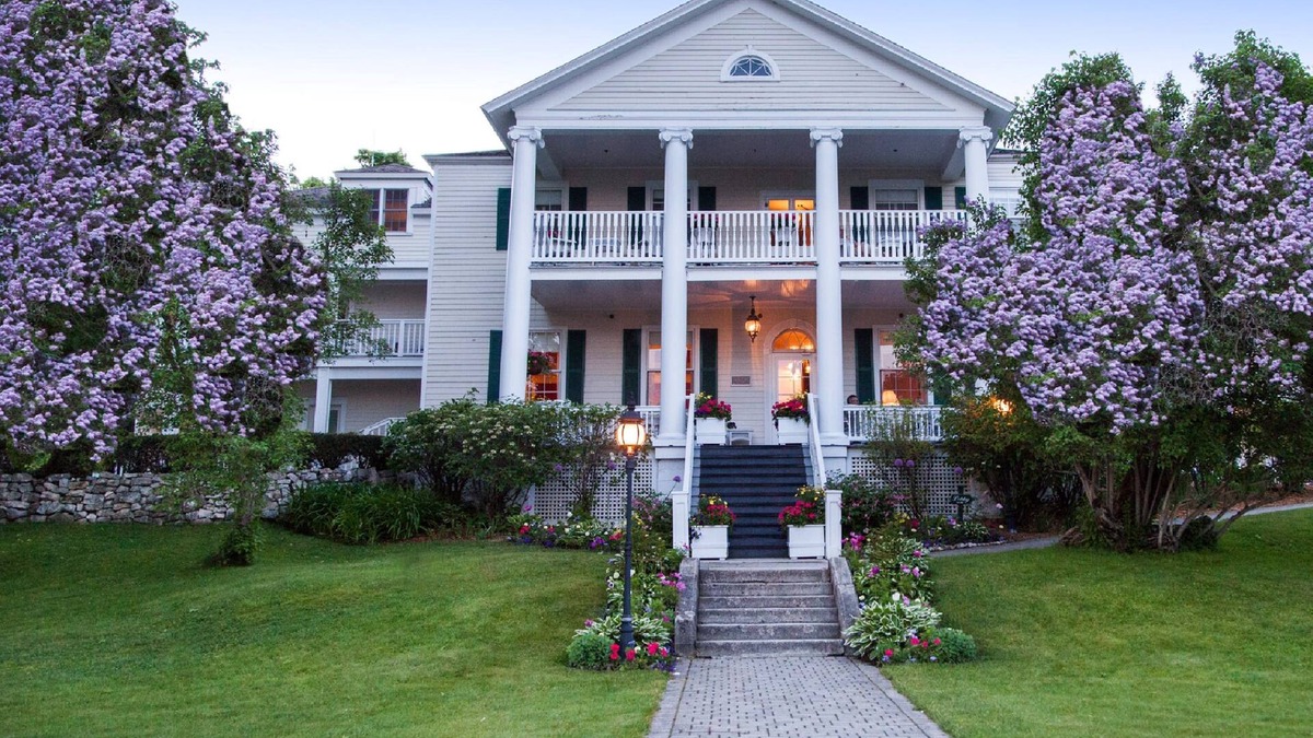 Mackinac Island Bed & Breakfast | Harbour View Inn