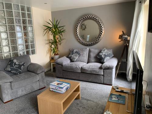 Donaghadee Apartment | Harbour View luxury comfortable Holiday Apartment