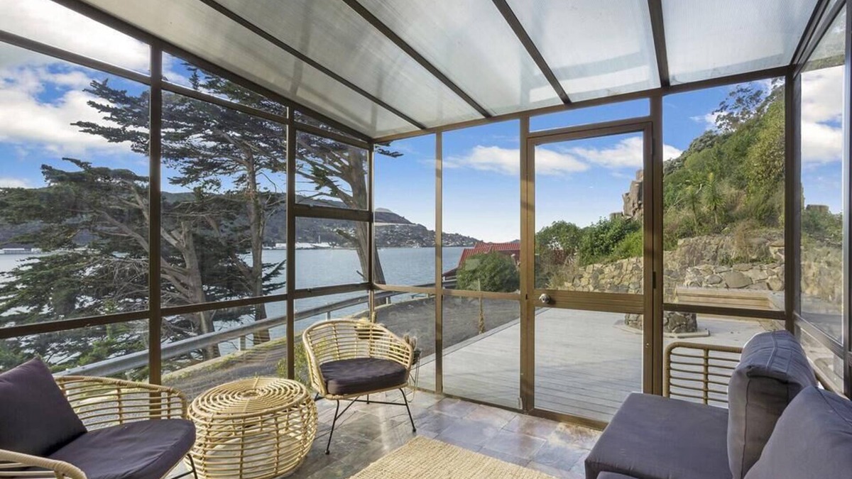 Dunedin House | Harbour Views