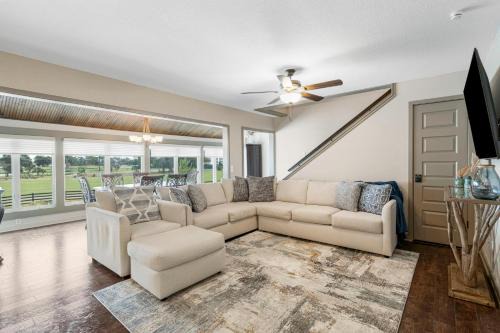 Upper Grand Lagoon House | Harbour Villa 4232