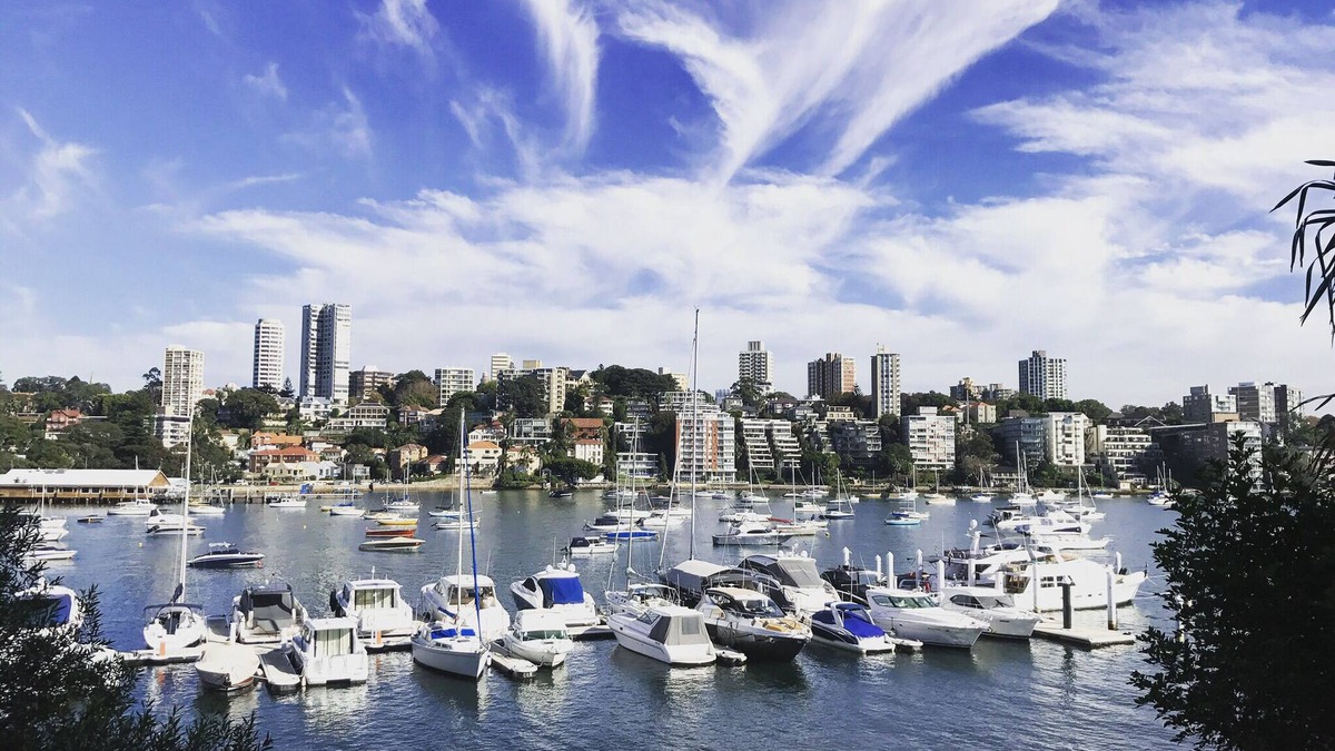 Double Bay Apartment | Harbourfront apartment with stunning views