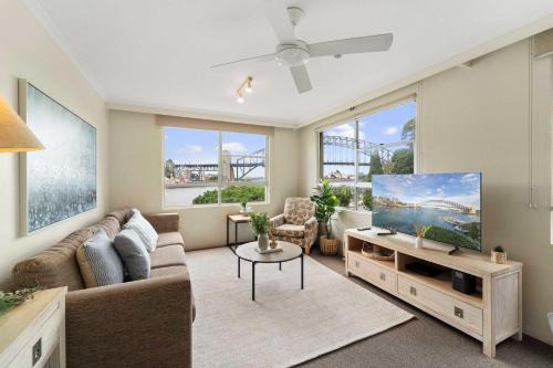 McMahons Point Apartment | Harbourside 10