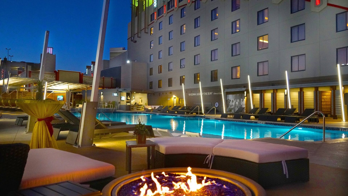 Catoosa Resort | Hard Rock Hotel and Casino Tulsa
