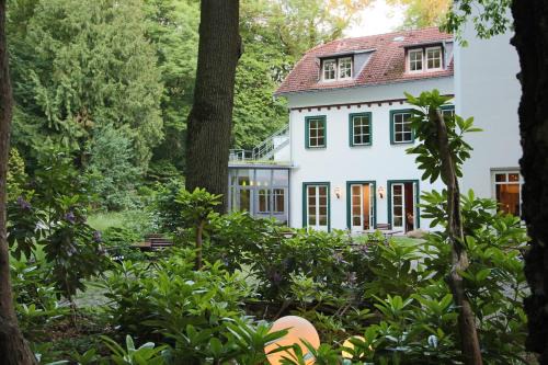 Bad Homburg v.d. Hoehe Hotel | Hardtwald Hotel