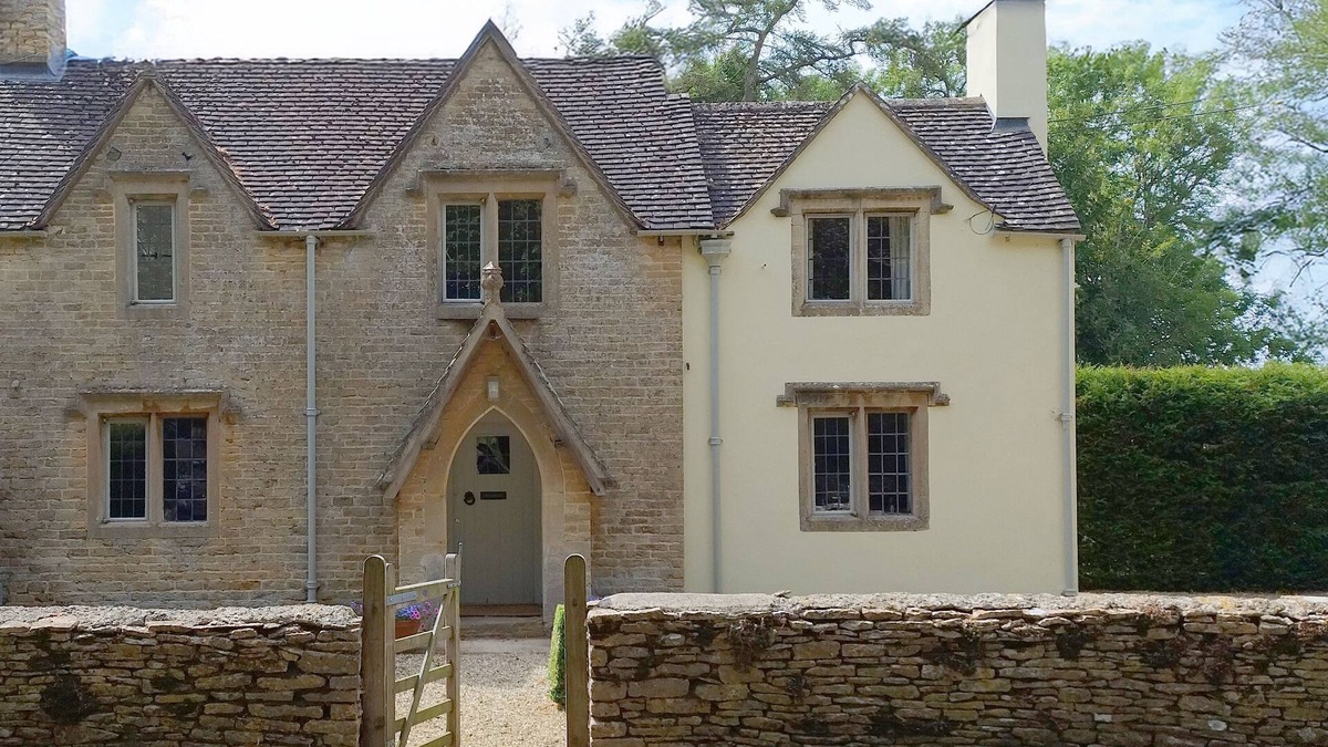 Tetbury Cottage | Hare Cottage - pet friendly near Tetbury