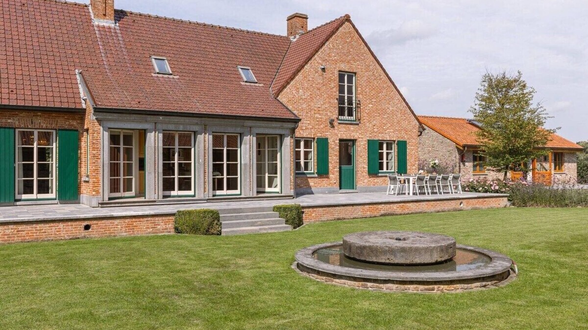 Bavikhove House | Harelbeke Retreat: Rural House with 5 Bedrooms
