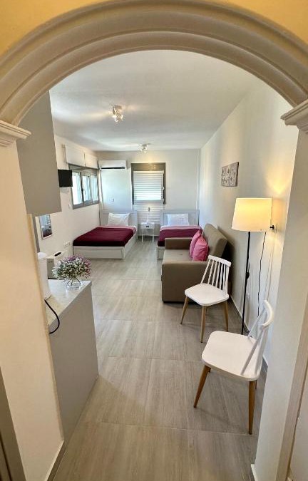Paiania Apartment | Harihara Guesthouse near Airport