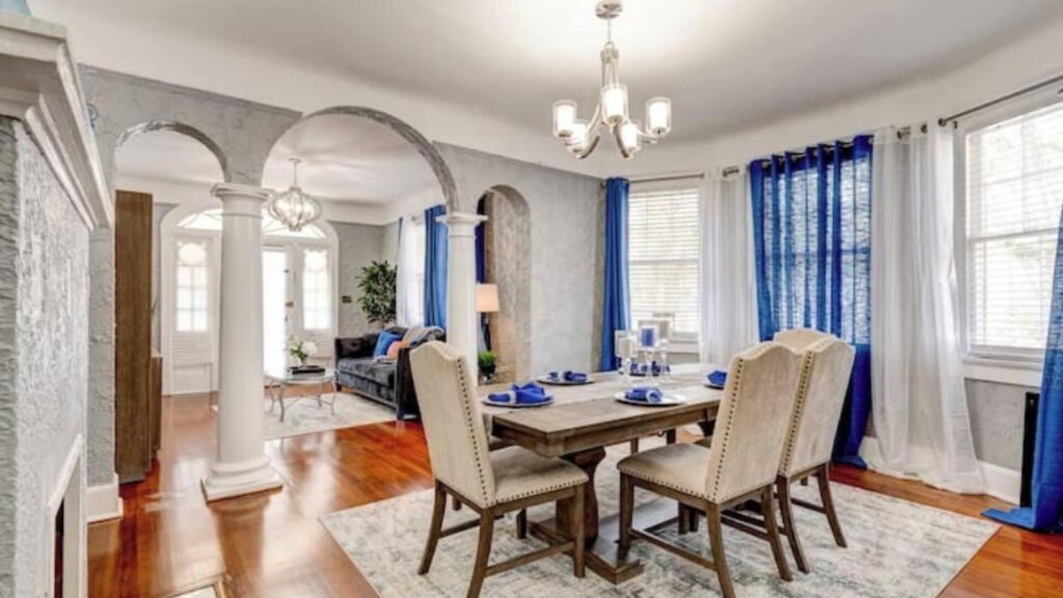 Fairgrounds Apartment | Harleaux Chateaux by Jazz Fest & City Park!