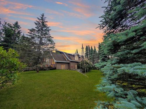 Coffeyville House | Harlequin Haven in Boulder Junction WI