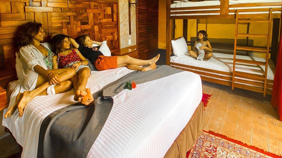 Tankah Bed & Breakfast | Harmony Family Tent - Nature view!