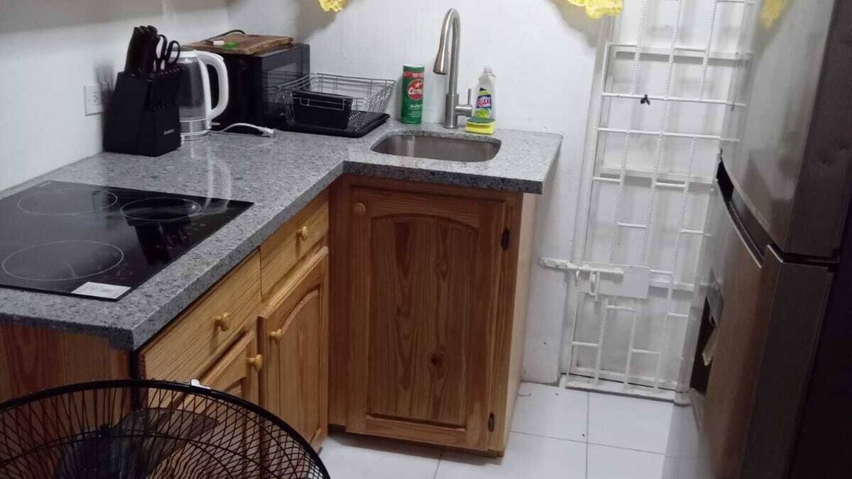 Kingston Bed & Breakfast | Harmony Vybz Apartment