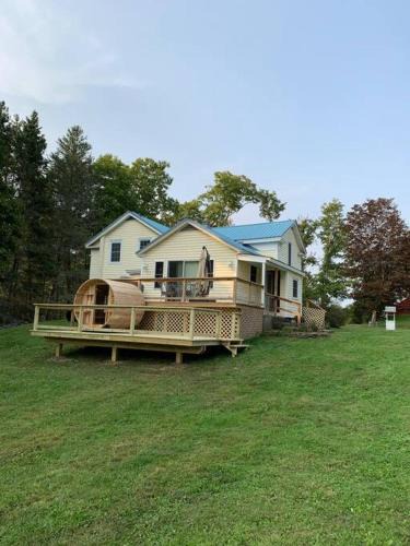 Jefferson House | Harpersfield House/North West Catskills + sauna