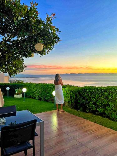 Paralias Apartment | Harris elegant house superb view near airport
