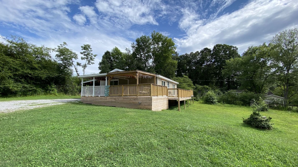 Harrison House | Harrison Bay Hideaway .3 Mi to Lake & 2 Mi to Golf