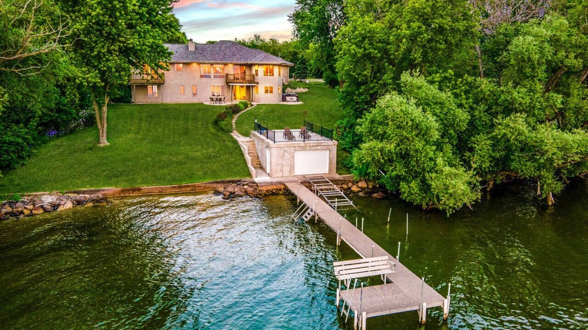 Chilton House | Harsch's Beach Escape - Lake/Theater/Games/HotTub