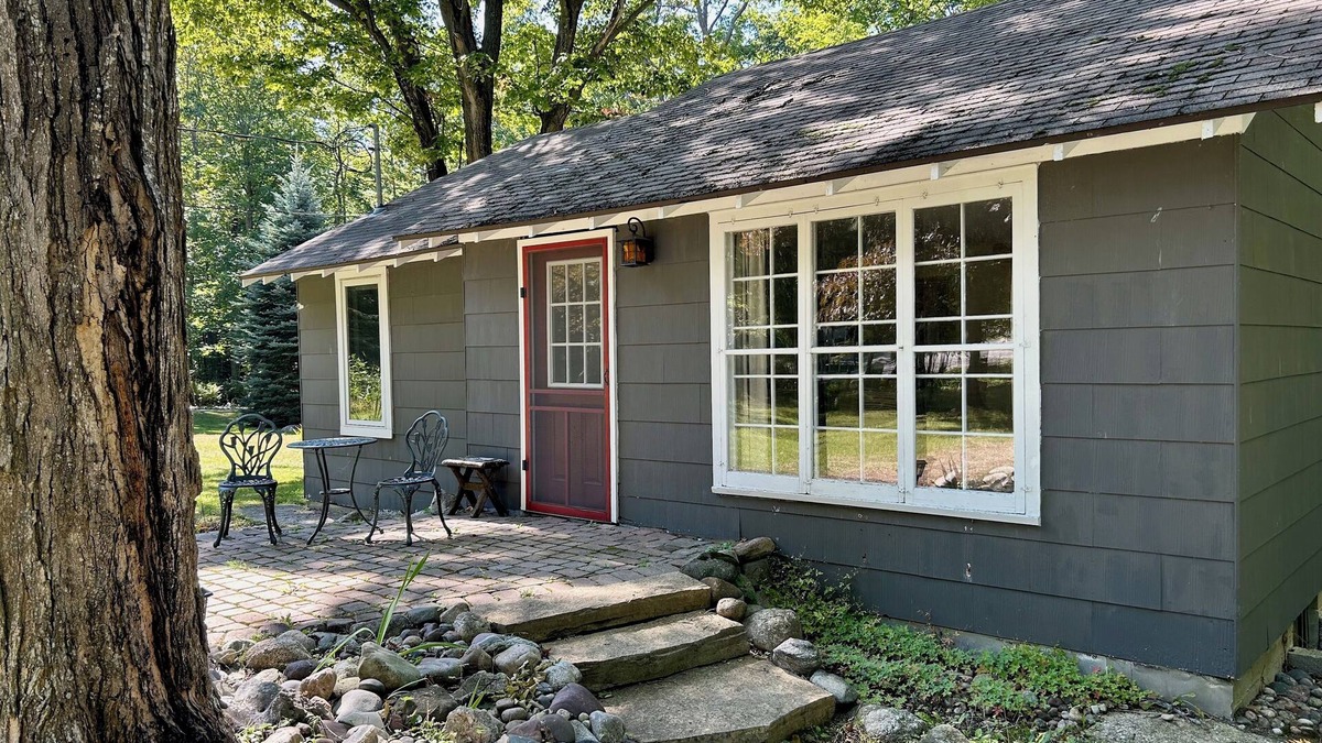 Good Hart House | Hart and Soul: 2 BR, 1 BA in Harbor Springs, Sleeps 4