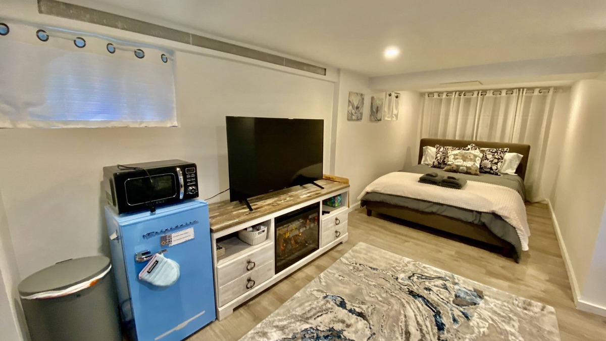 Hartsdale Apartment | Hartsdale Escape: 35 minutes to midtown Manhattan