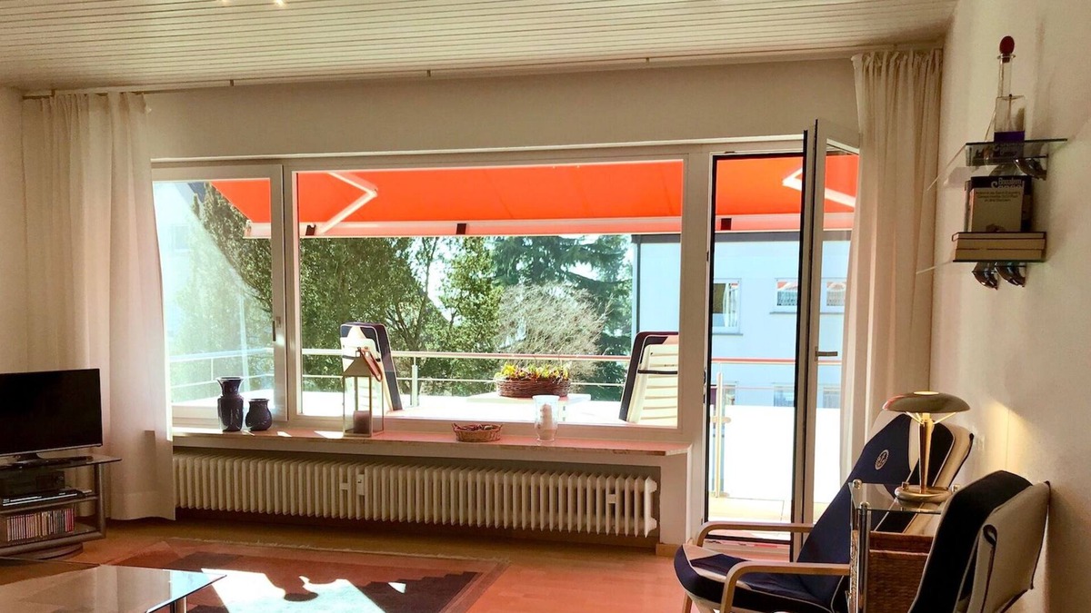 Langenargen Apartment | Haruna vacation apartment - close to the lake, flooded with light with 2 balconies and parking space