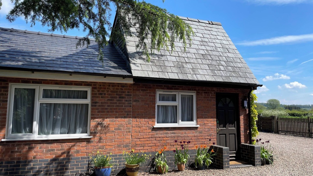 Hay-on-Wye Cottage | HARVEST MOON COTTAGE, with a garden in Bishop's Frome