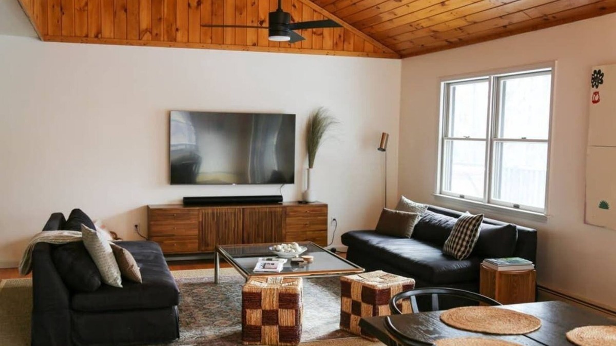 Oliverea House | Hastings Hideaway - Cozy Cabin, Sleeps 10