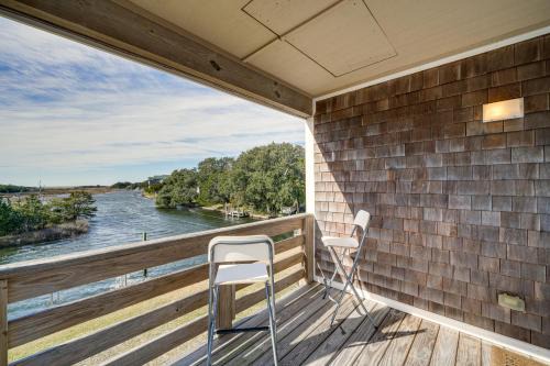 Brigands' Bay House | Hatteras Island Hideaway Waterfront, Canal Access