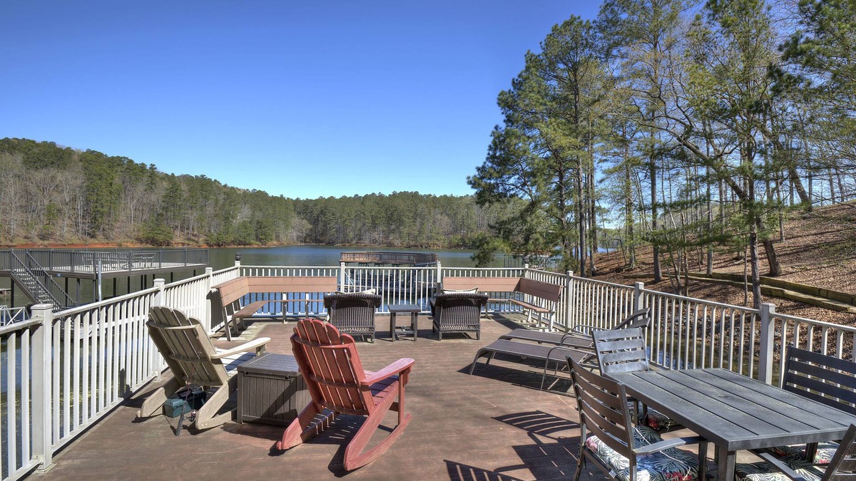 Cartersville House | Hattiway on Lake Allatoona Includes Private Covered Dock