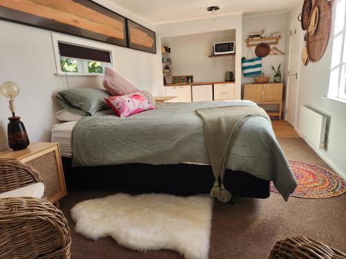 Waikanae Apartment | 'Haumoana' in Olde Beach.